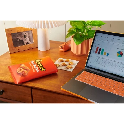 Reese's Filled Pretzels With Peanut Butter Filling - 5oz 4 Reese's Filled Pretzels With Peanut Butter Filling - 5oz - Image 2